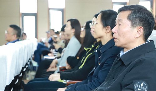 继续了解